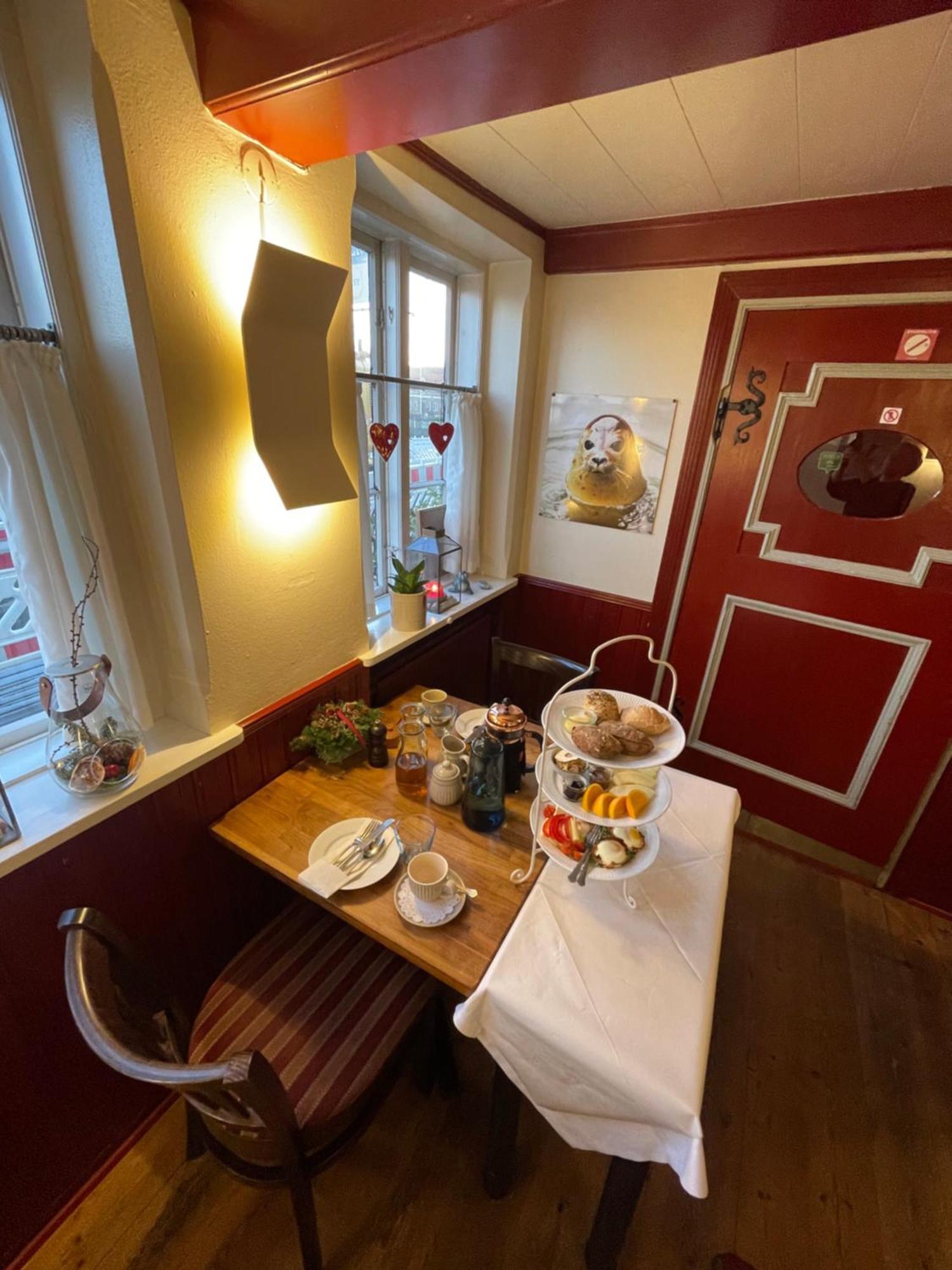 Restaurant Saelhunden Bed & Breakfast Ribe Exterior photo